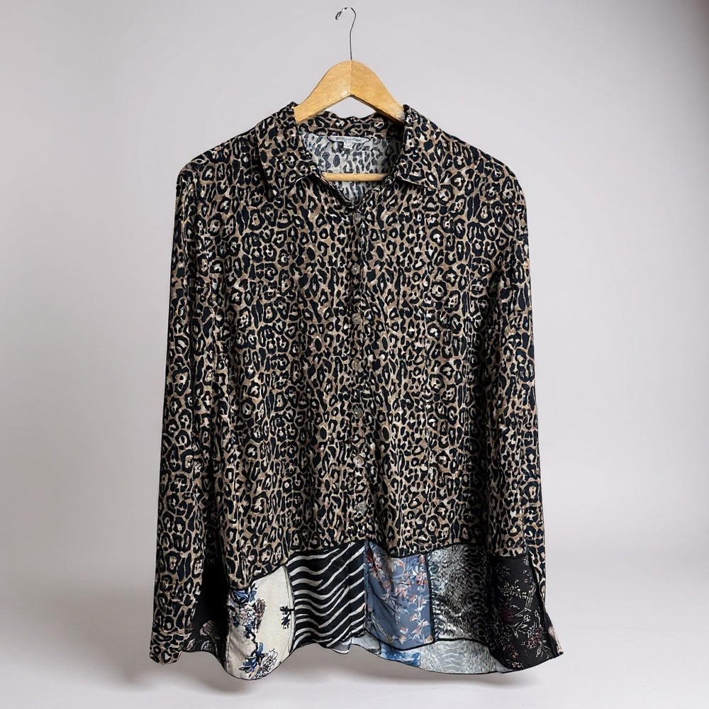 John Mark Animal Print Button Down Blouse Large